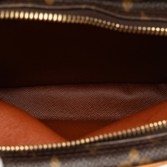 LOUIS VUITTON Monogram Amazone Crossbody Bag - Picture 5 of 10